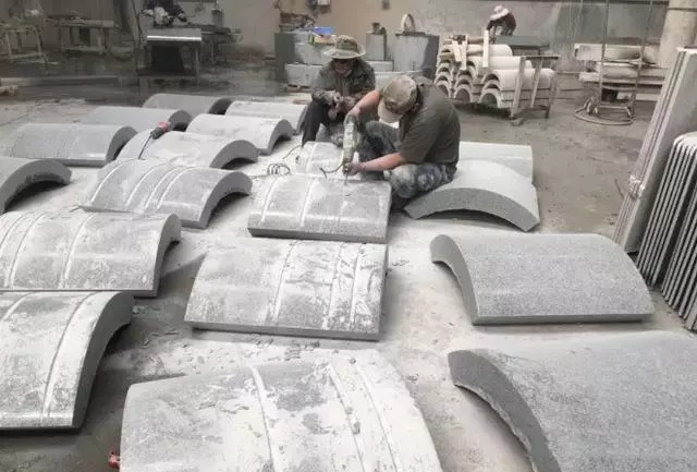 異形石材加工:精細又復(fù)雜的工序_手工