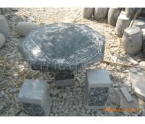 【偉通雕塑產(chǎn)品供應(yīng)石雕大理石石桌子石凳子加工定制大理石石桌石凳景觀雕塑
